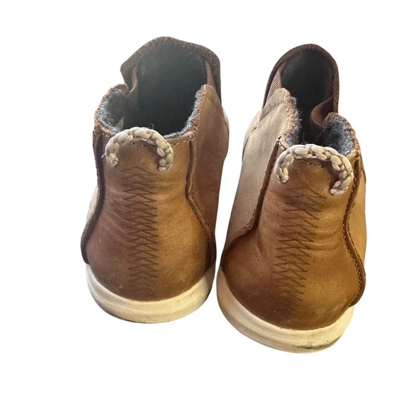 OluKai Hauliloa Manu Hope Brown‎ Leather Ankle Boots Women US 7.5 EUR 37.5 - Picture 4 of 6